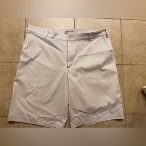 Men’s Nike golf shorts